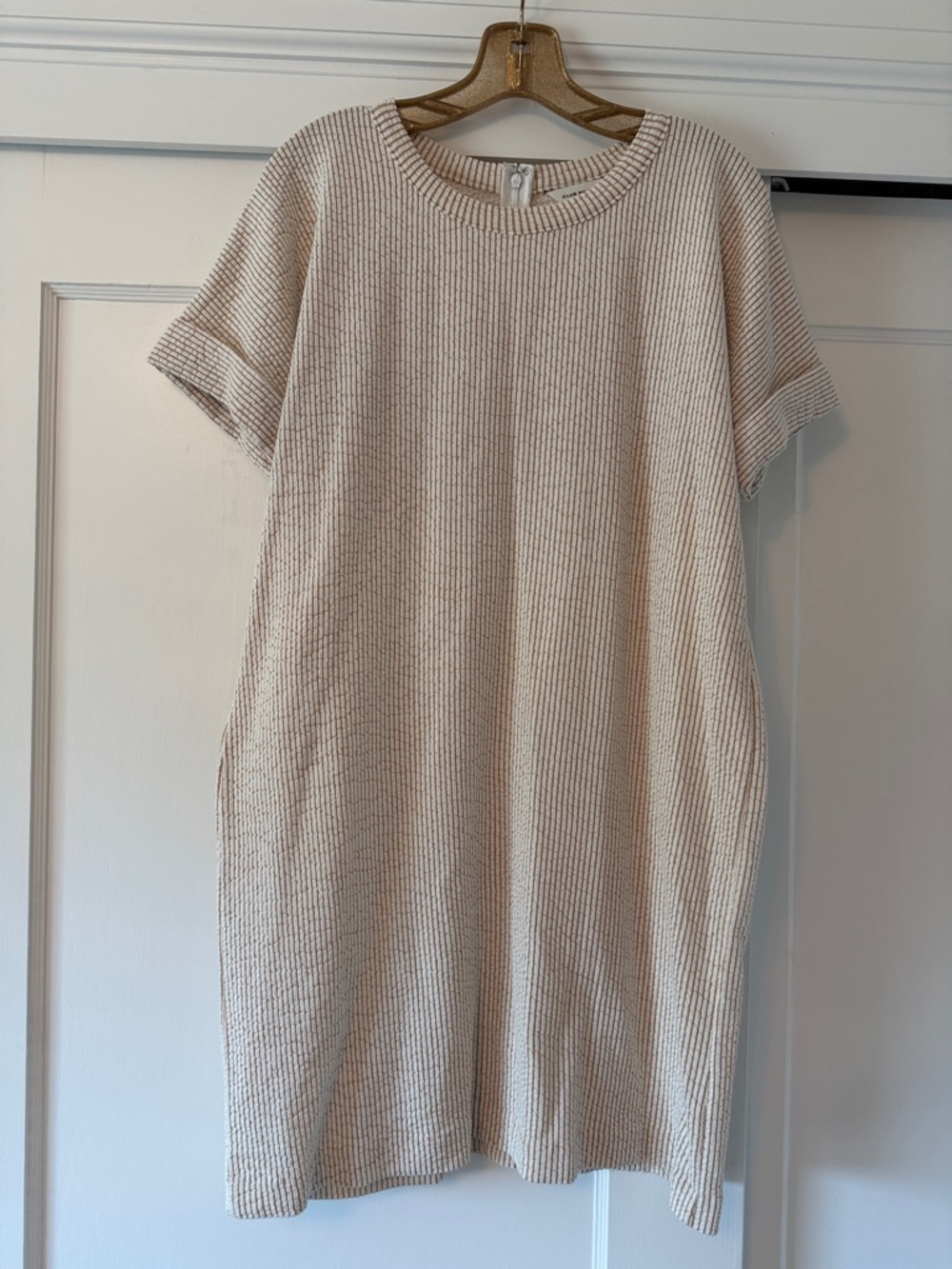 Textured Knit Shift Dress in Light Beige